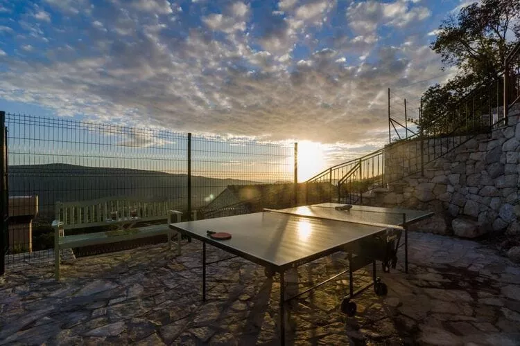Villa Falcon Rook - Four-Bedroom Villa with Terrace and Swimming Pool-Outdoor