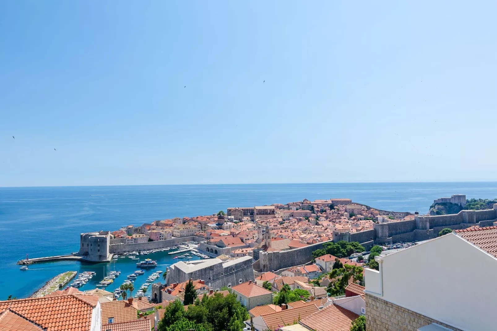 Apartments Isabora - Comfort Three-Bedroom Apartment with Balcony and Sea View (Second Floor)-View