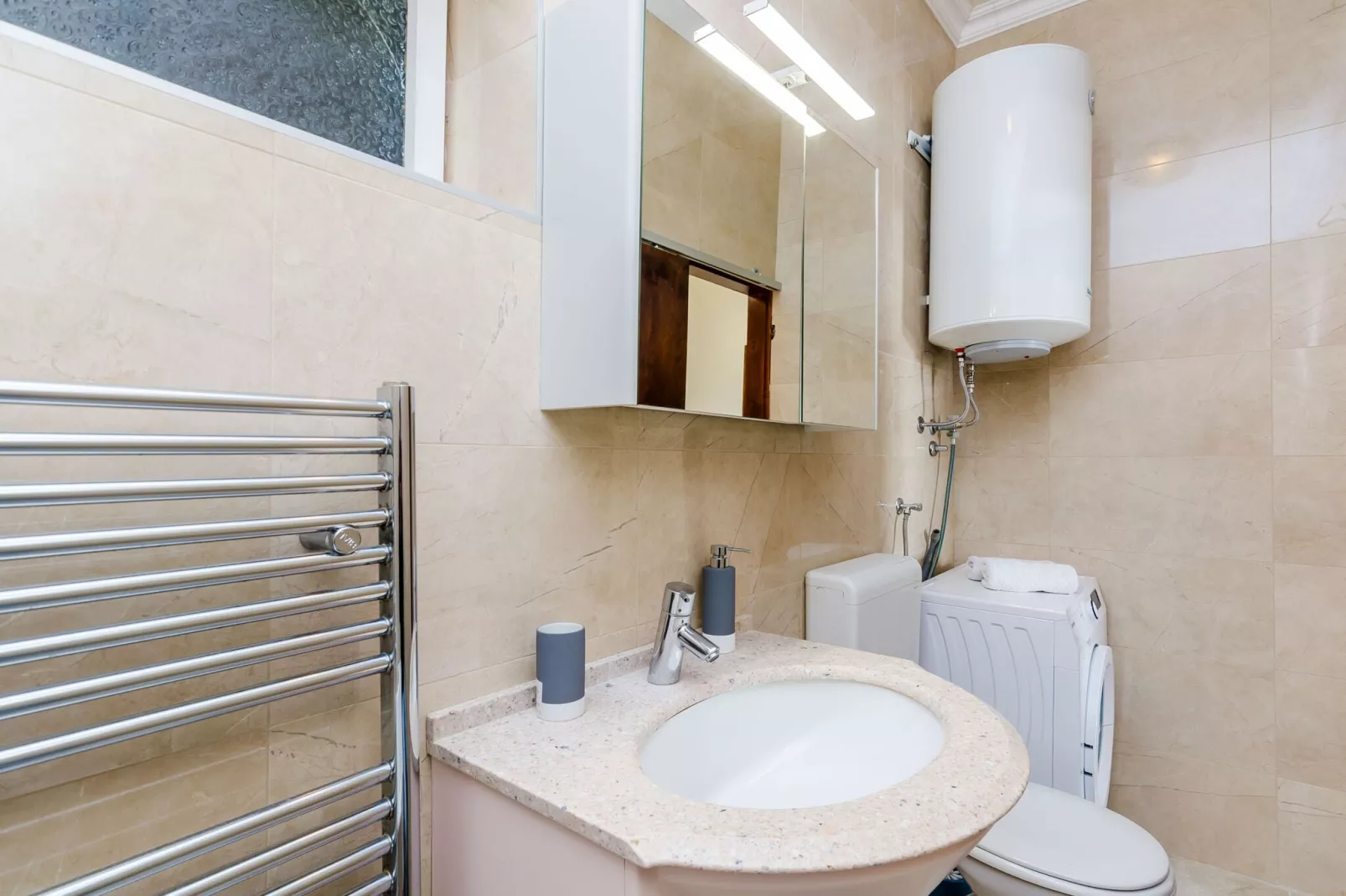 Apartments Isabora - Two-Bedroom Apartment with Terrace and Partial Sea View (Nea)-Bathroom