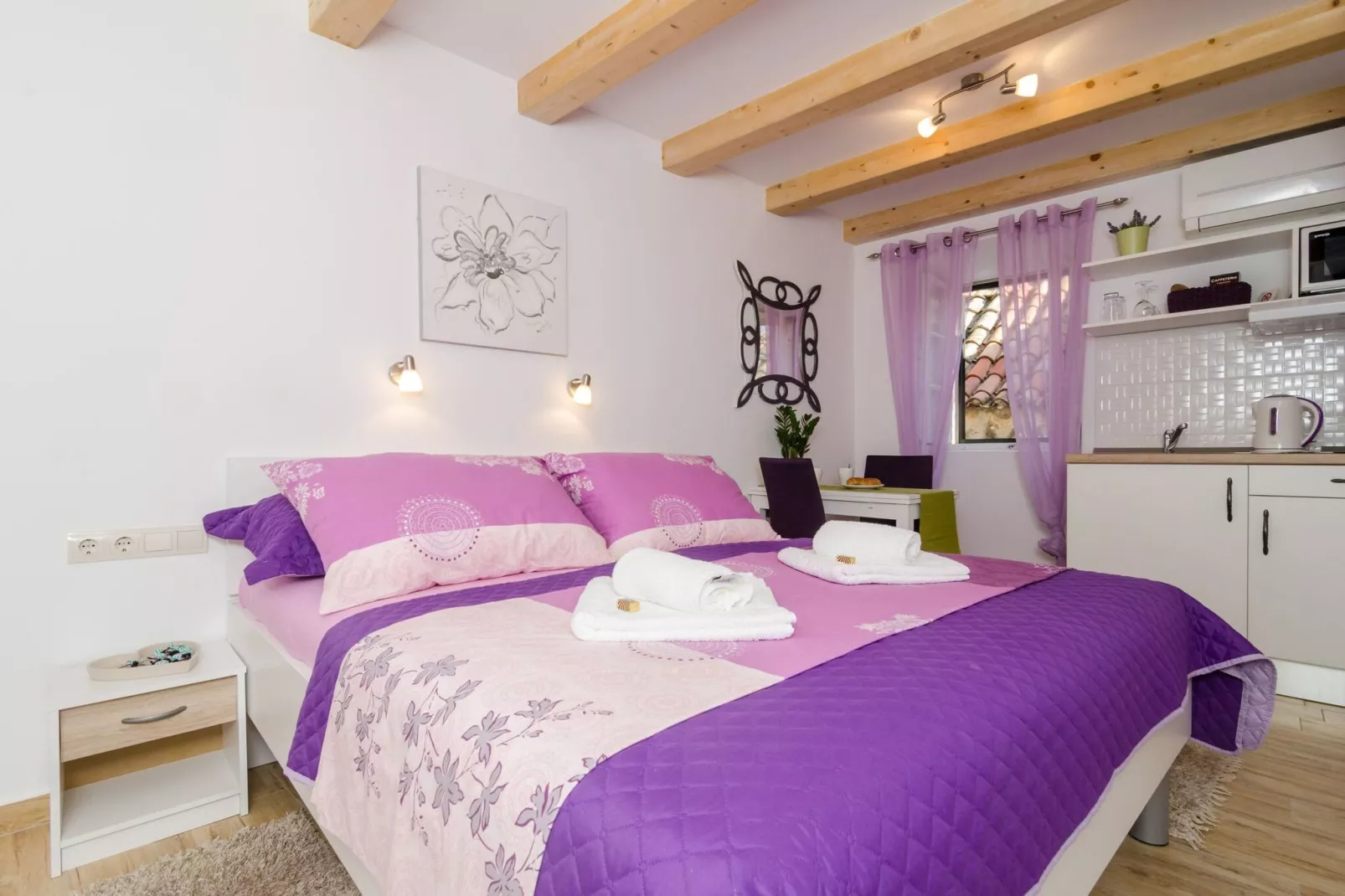 Lavender Garden Apartments - Studio Apartment (First Floor) - APT 3-Bedroom