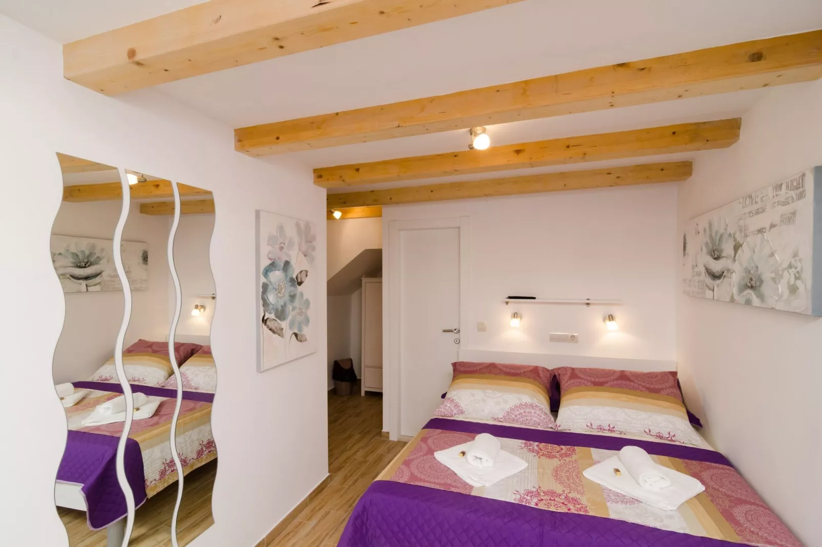 Lavender Garden Apartments - Comfort Studio Apartment (Ground Floor) - APT 2-Bedroom