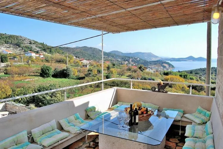 Villa Tony - Five Bedroom Villa with Terrace, Swimming Pool and Sea View-Terrasse