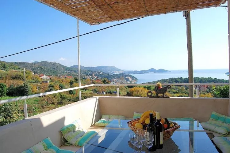 Villa Tony - Five Bedroom Villa with Terrace, Swimming Pool and Sea View-Terrasse