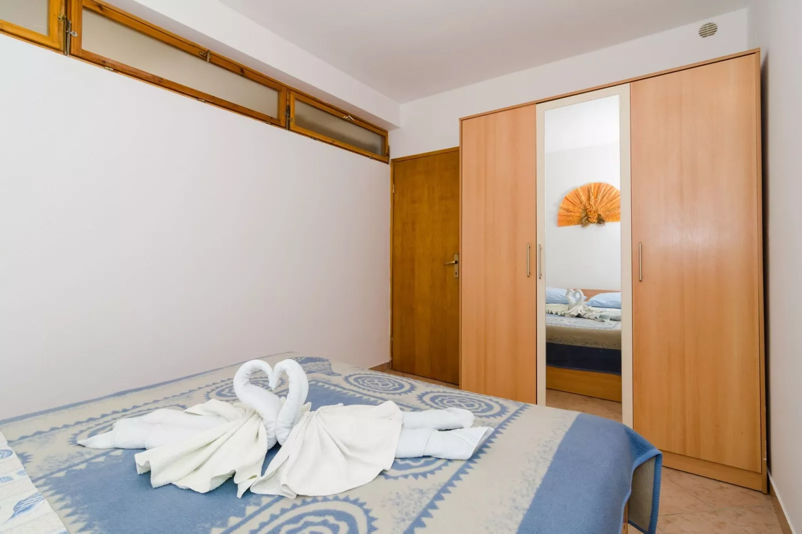 Apartments Villa Dingač-Borak - Two Bedroom Apartment with Terrace No. 1-Chambre
