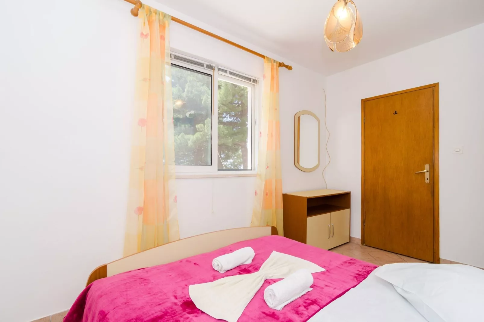 Apartments Villa Dingač-Borak - Two Bedroom Apartment with Terrace No. 1-Chambre