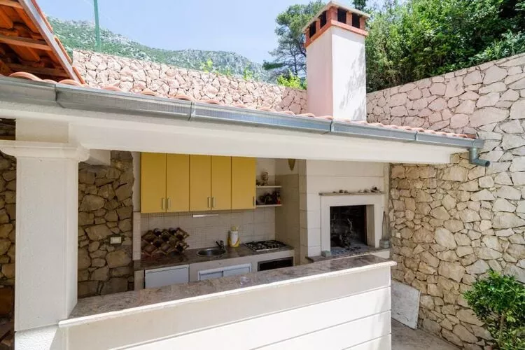 Apartments Villa Dingač-Borak - Comfort Two Bedroom Apartment with Balcony No.6-Cuisine