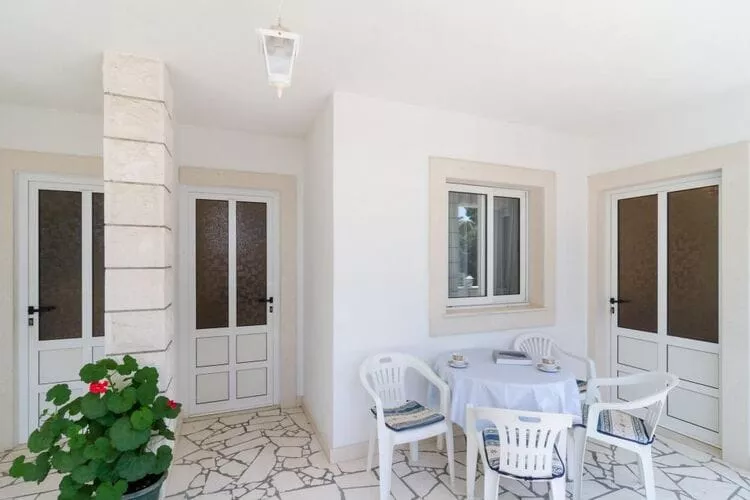 Apartments Villa Dingač- Borak - Standard One Bedroom Apartment with Balcony and Sea View No. 3-Terrasse/Balkon