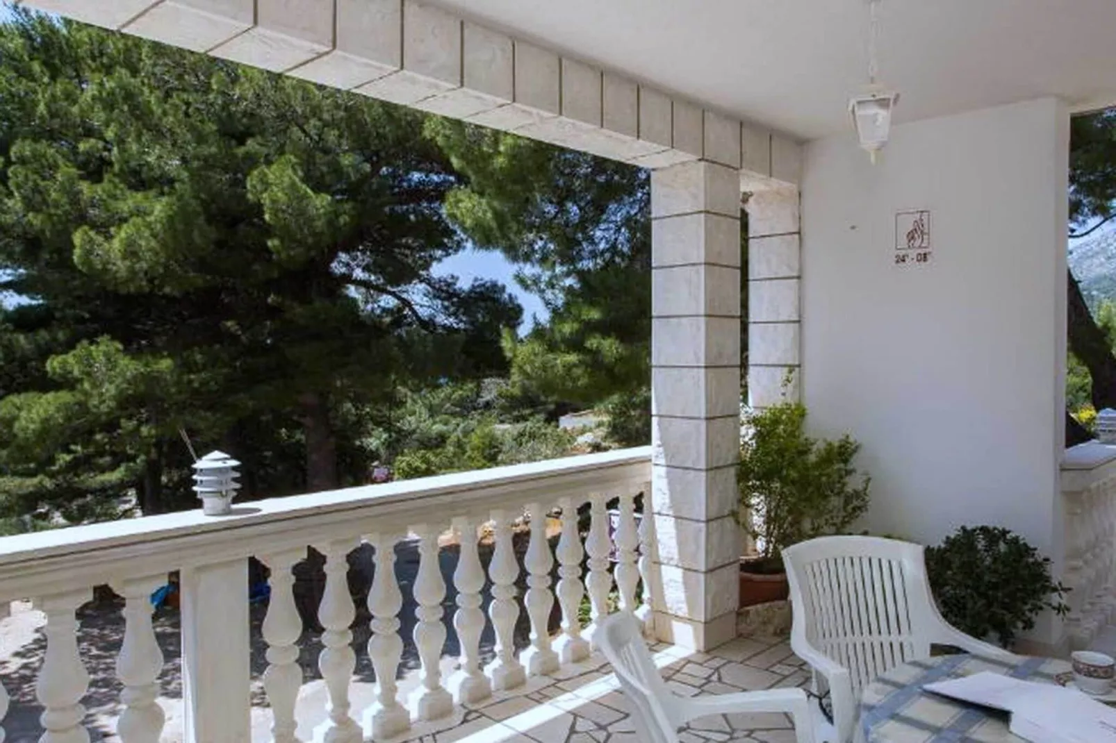 Apartments Villa Dingač- Borak - Standard One Bedroom Apartment with Balcony and Sea View No. 3-Im Freien