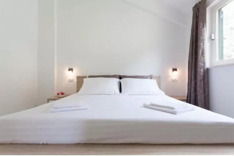 Apartments Villa Dingač - Borak -Standard Two Bedroom Apartment with Balcony and Sea View (Gold)-Chambre