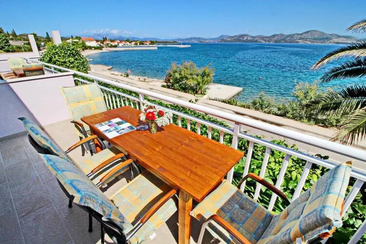 Apartments Stipo - Comfort Two Bedroom Apartment with Balcony and Sea View (A2)-Extérieur