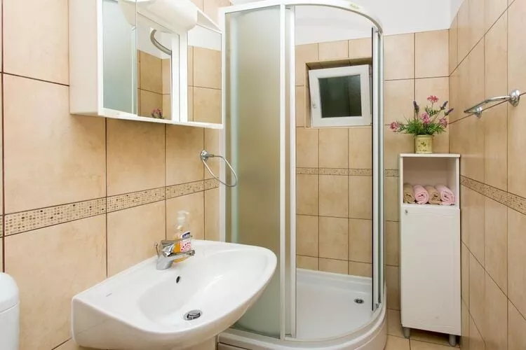 Apartments Stipo - Two Bedroom Apartment with Balcony and Sea View (A3)-Bathroom