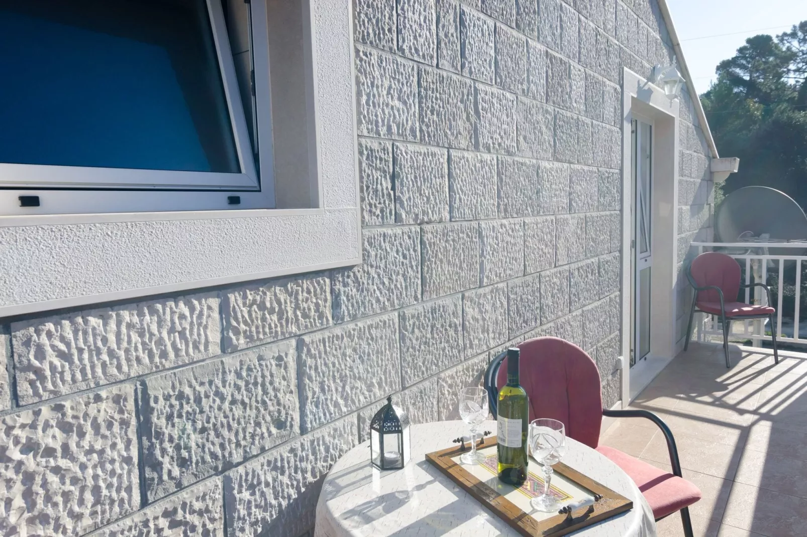 Apartments Senjo - One Bedroom Apartment with Balcony and Side Sea View (Apartman 6)-Balcon-terrasse