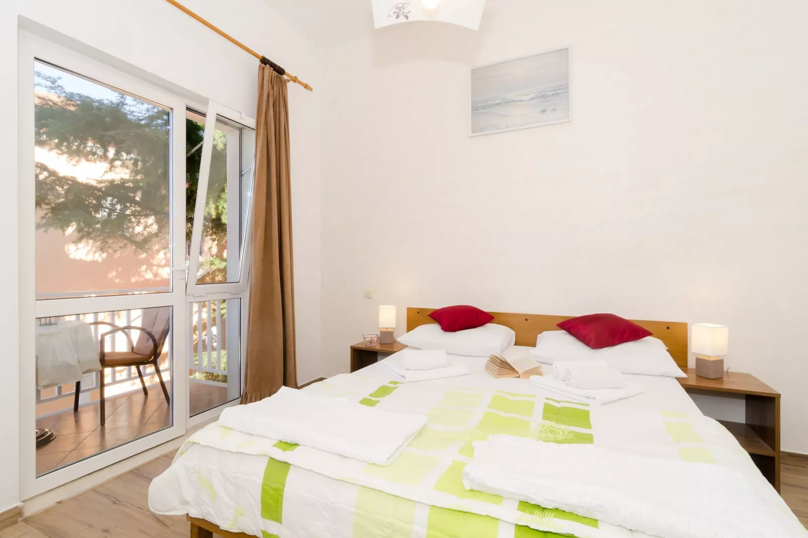 Apartments Senjo - Studio Apartment with Balcony with Side Sea View (Apartman 4)-Chambre
