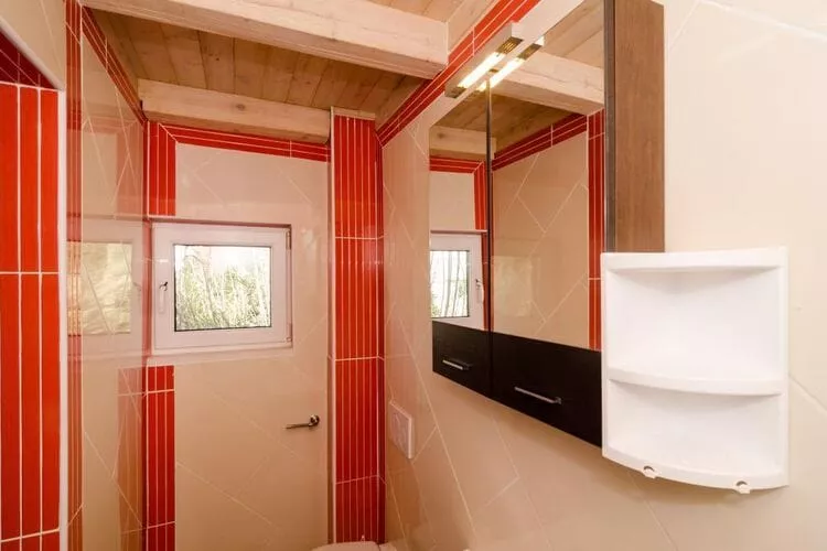 Villa Avoca - Four Bedroom Villa with Swimming Pool-Bathroom