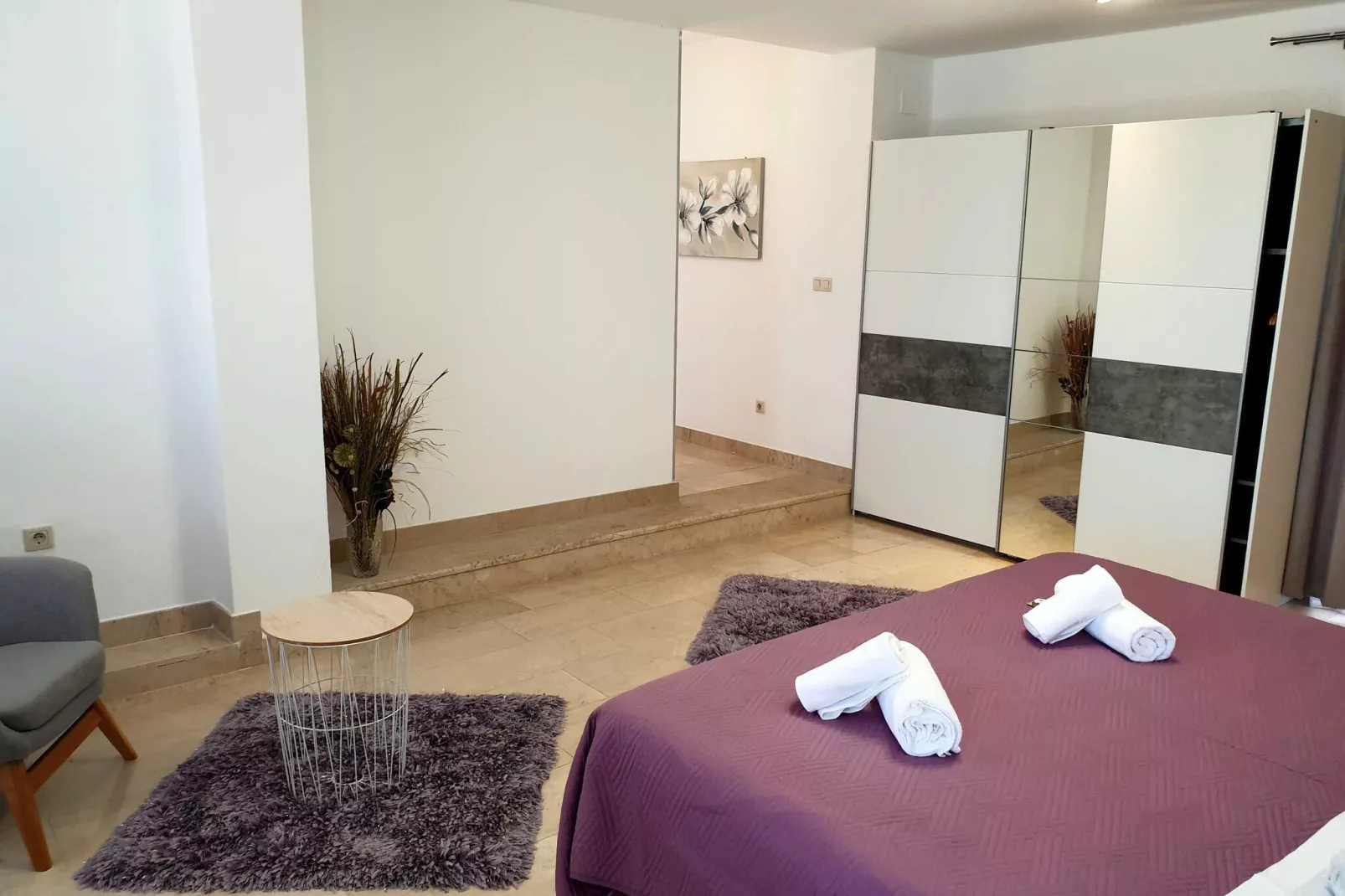 Villa Avoca - Four Bedroom Villa with Swimming Pool-Bedroom