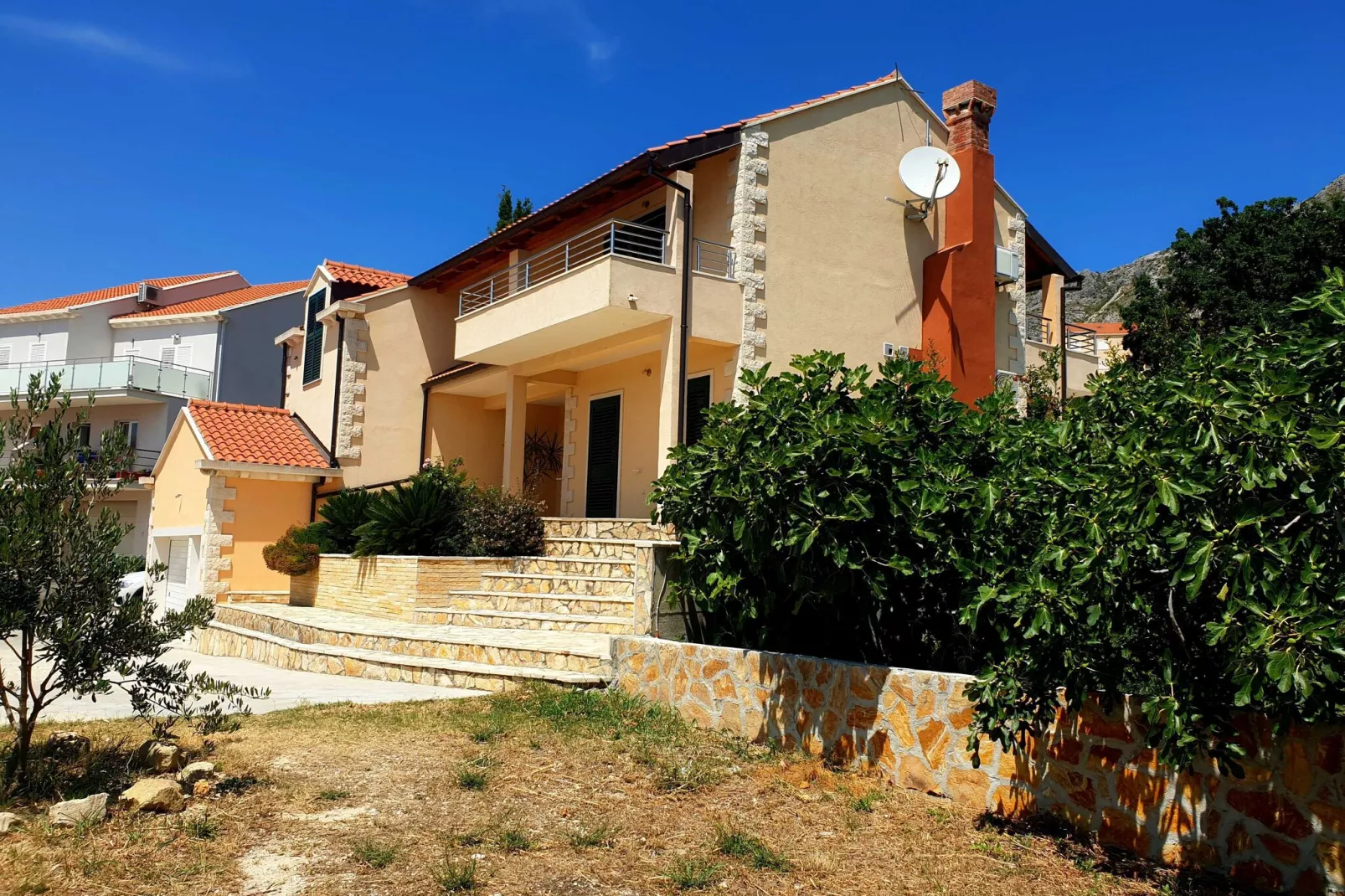 Villa Avoca - Four Bedroom Villa with Swimming Pool-Outdoor
