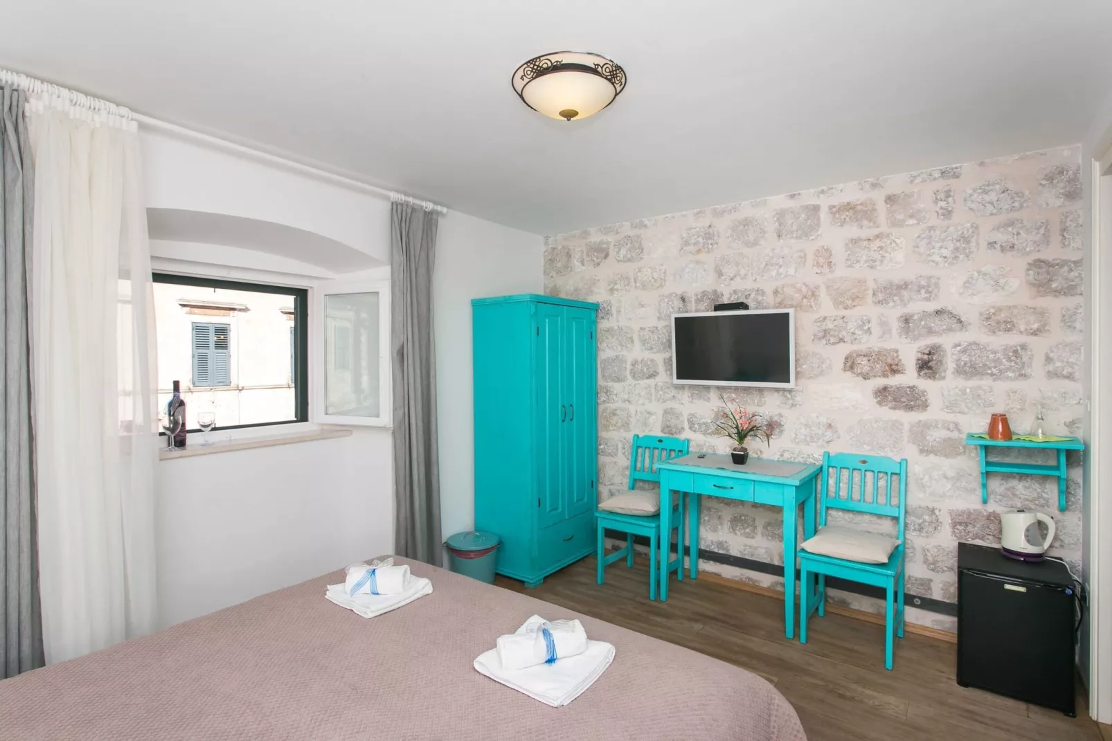 Guest House Lumin - Double Room with City View (First Floor) - (BR1)-Bedroom