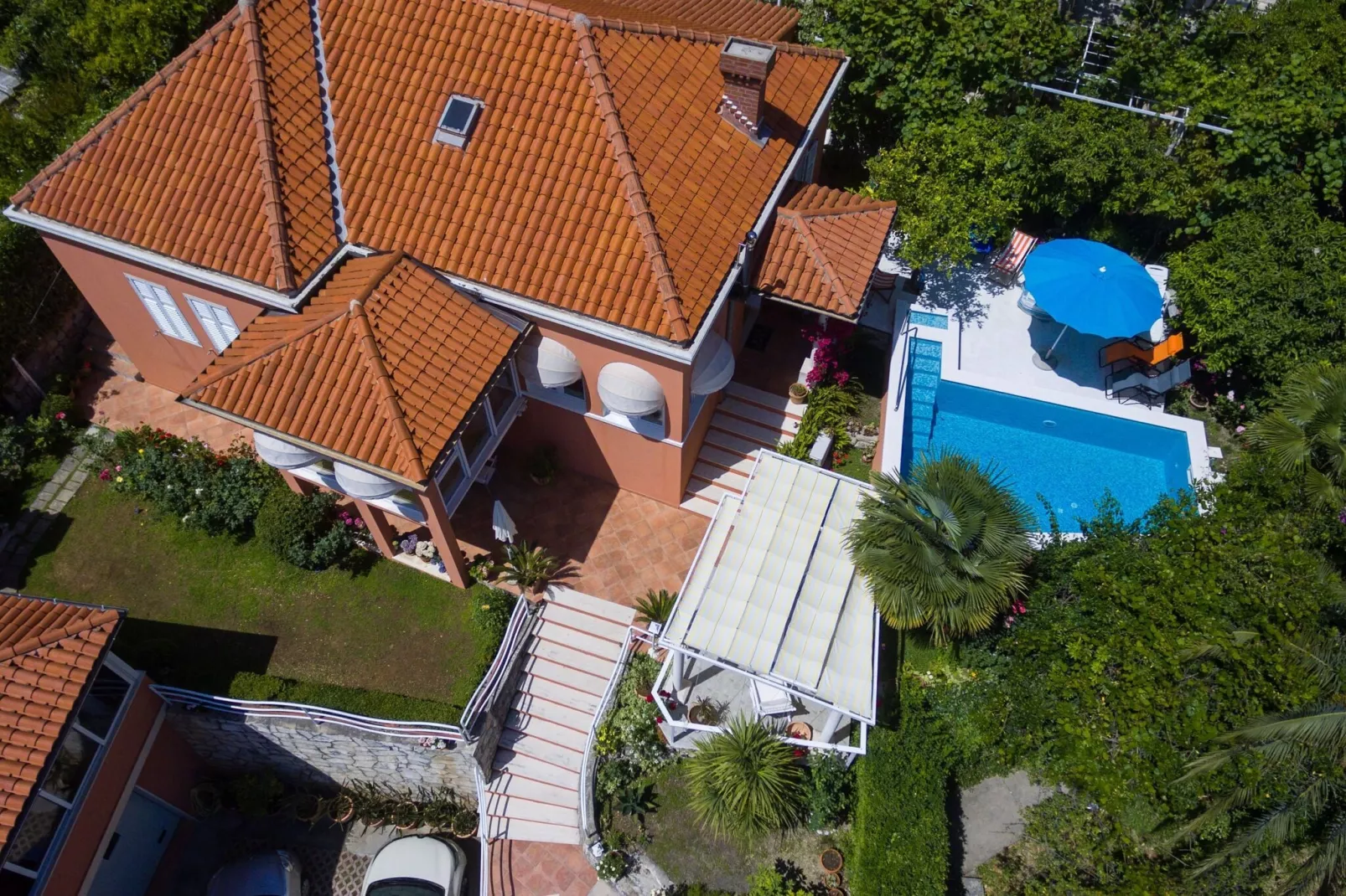 Villa Gemma - Four Bedroom Villa with Terrace and Swimming Pool-Outdoor