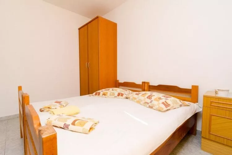 Apartments Dalmatin Žuljana - Studio Apartment 1-Living room