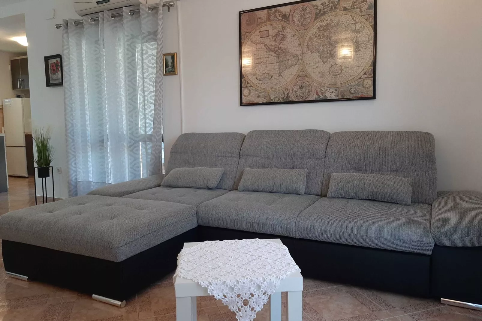 Apartment Bruna - Two Bedroom Apartment with Terrace-Salon