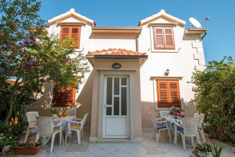 Apartments Longo - One Bedroom Apartment with Terrace, A2 - (ST)-Outdoor