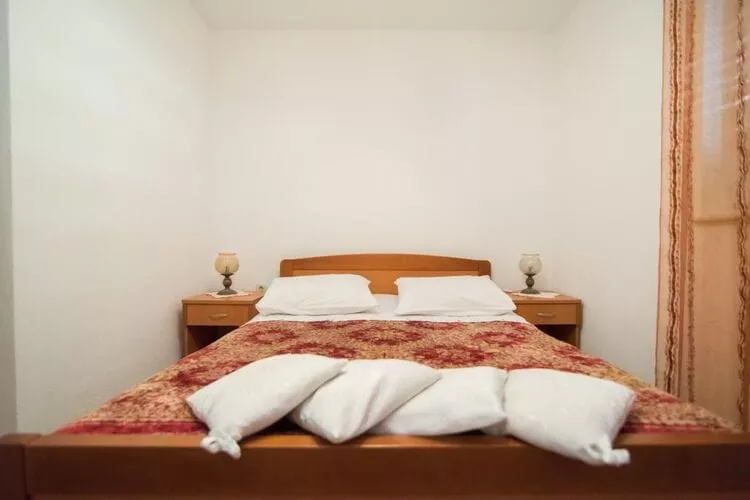 Apartments Longo - Standard One Bedroom Apartment with Terrace, A3 - (ST)