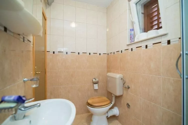 Apartments Longo - Standard One Bedroom Apartment with Terrace, A3 - (ST)-Bathroom
