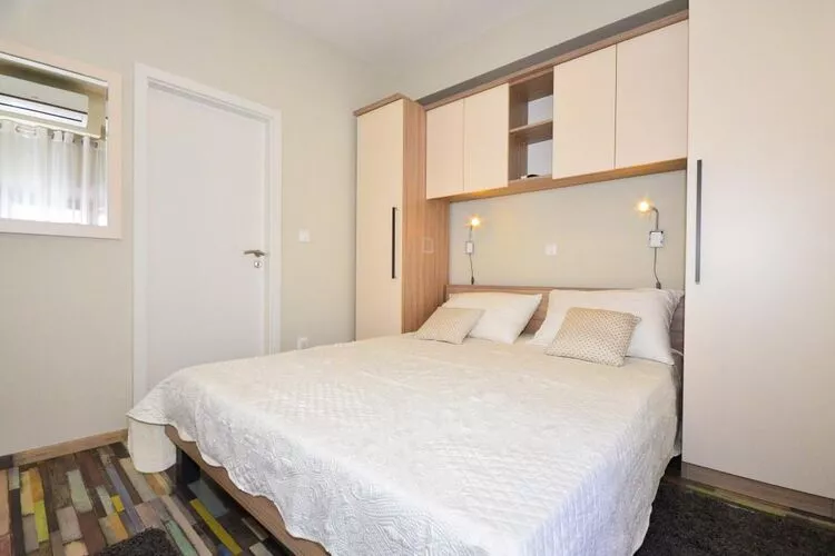 Holiday Home Belmondo- Three Bedroom Home with Terrace and Private Pool (A6)-Bedroom