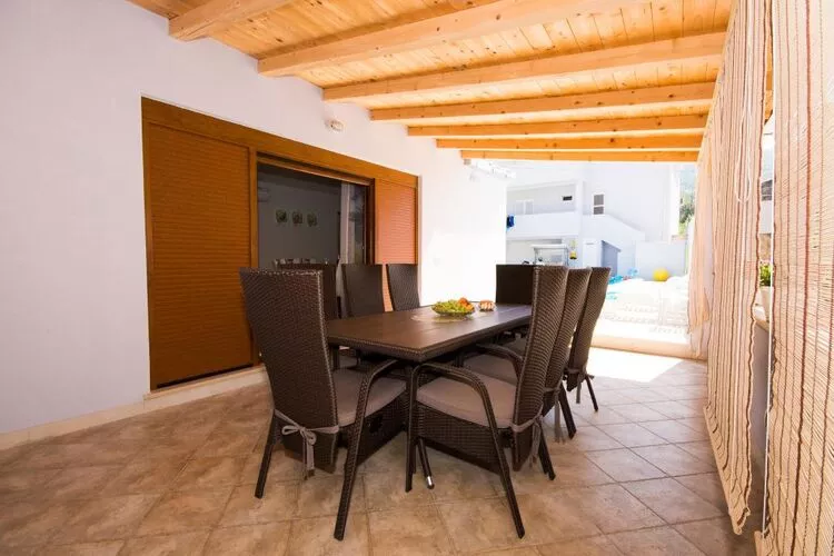 Holiday Home Belmondo- Three Bedroom Home with Terrace and Private Pool (A6)-Terrace