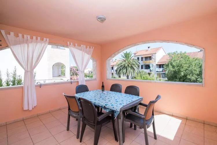 Apartments Batinic - One Bedroom Apartment with Terrace (ST)-Terrasse