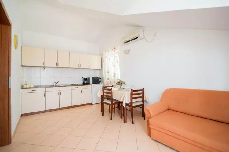 Apartments Batinic - Two Bedroom Apartment with Terrace and Sea View (ST)-Kitchen