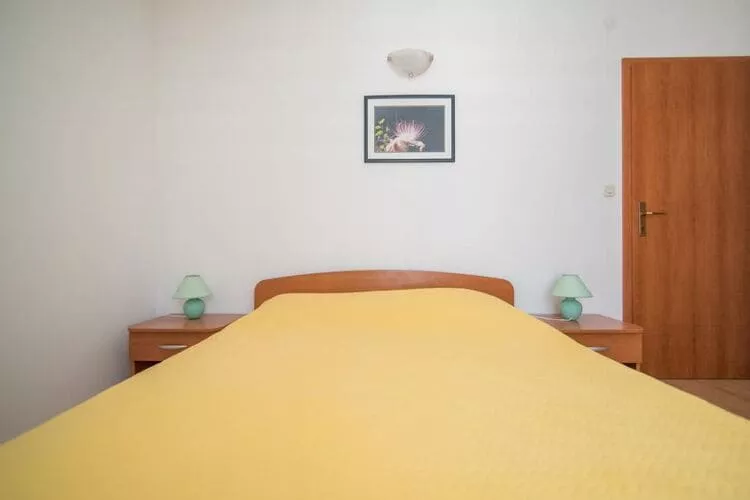 Apartments Batinic - Two Bedroom Apartment with Terrace and Sea View (ST)-Bedroom