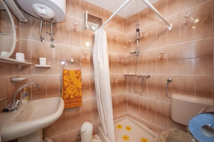 Apartments Gorana - One-Bedroom Apartment with Terrace and Sea View(A2) (ST)-Bathroom