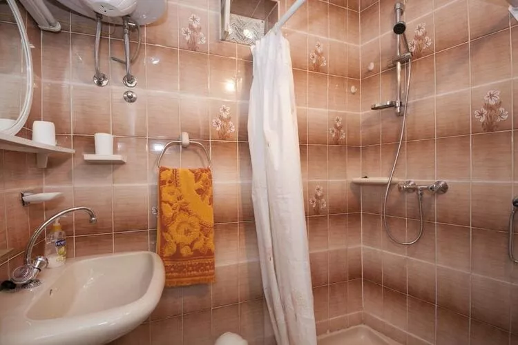 Apartments Gorana - One-Bedroom Apartment with Terrace and Sea View(A2) (ST)-Bathroom