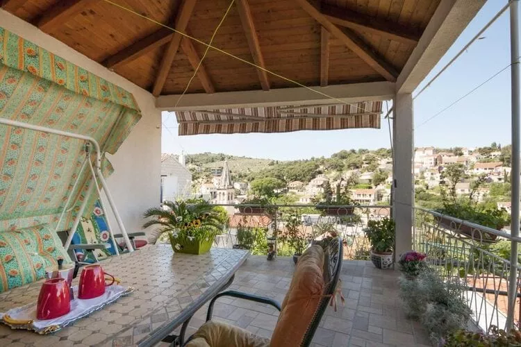 Apartments Gorana - One-Bedroom Apartment with Terrace and Sea View(A2) (ST)-Terrace