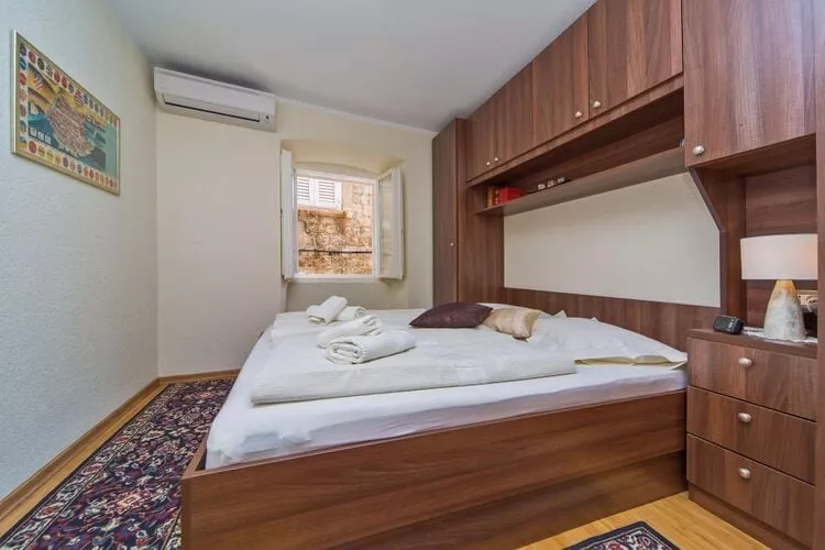 Apartment Maru - Two Bedroom Apartment with City View (A4)-Bedroom