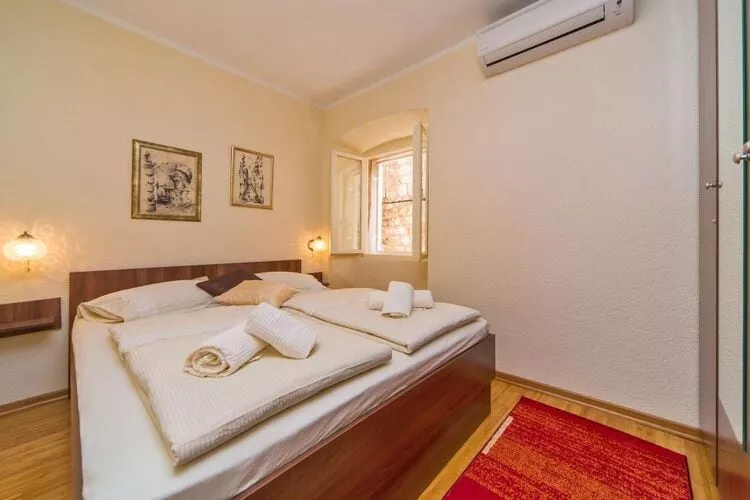 Apartment Maru - Two Bedroom Apartment with City View (A4)-Bedroom
