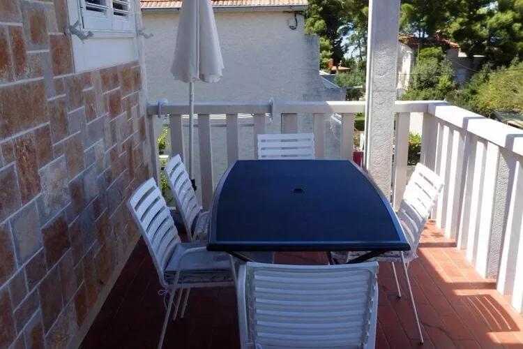 Apartment Vesna & Ivica - Two Bedroom Apartment with Terrace and Sea View (Vesna)-Balcon-terrasse