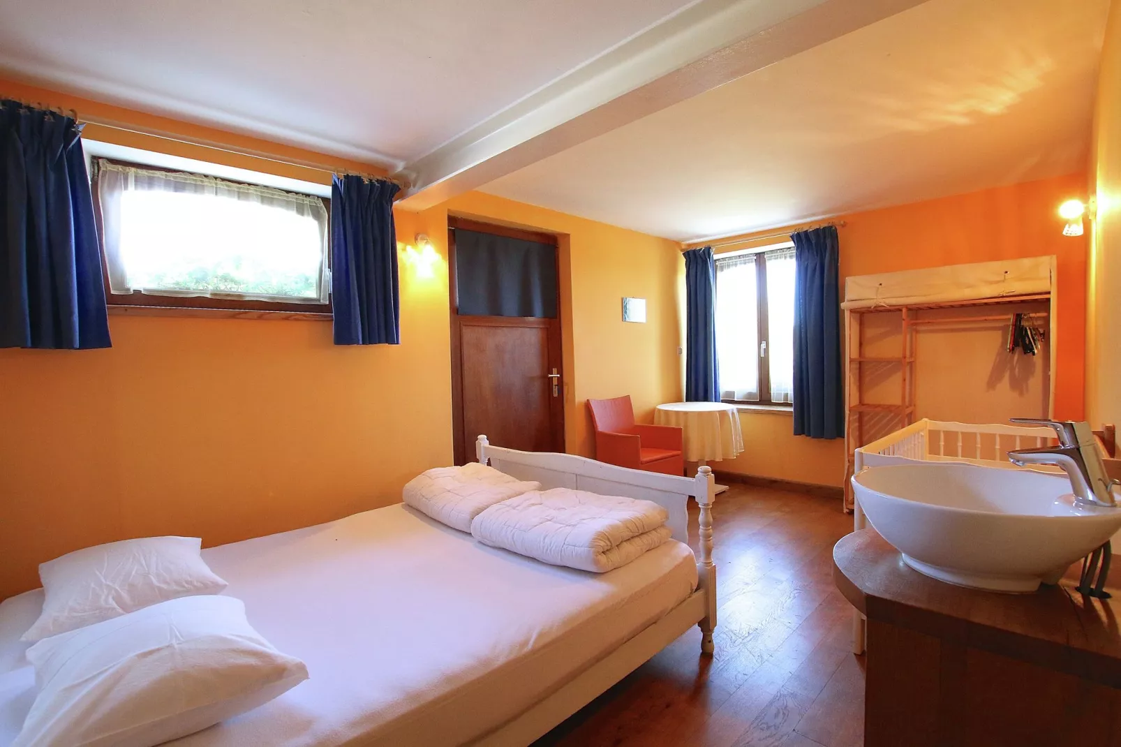 Li Vêrt Veschau-Bedroom
