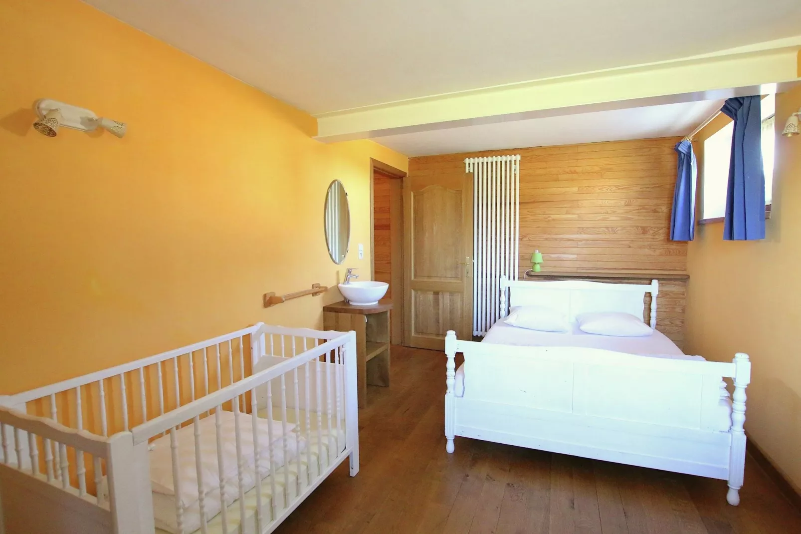 Li Vêrt Veschau-Bedroom