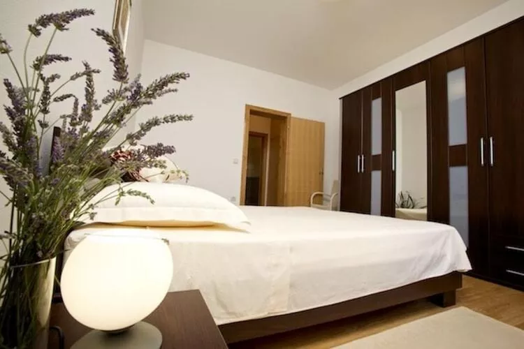 Apartments Villa Grlica - One Bedroom Apartment with Terrace and Sea View (A1)-Bedroom