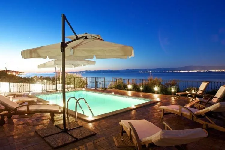 Apartments Villa Grlica - One Bedroom Apartment With Balcony and Garden View (A2)-Pool