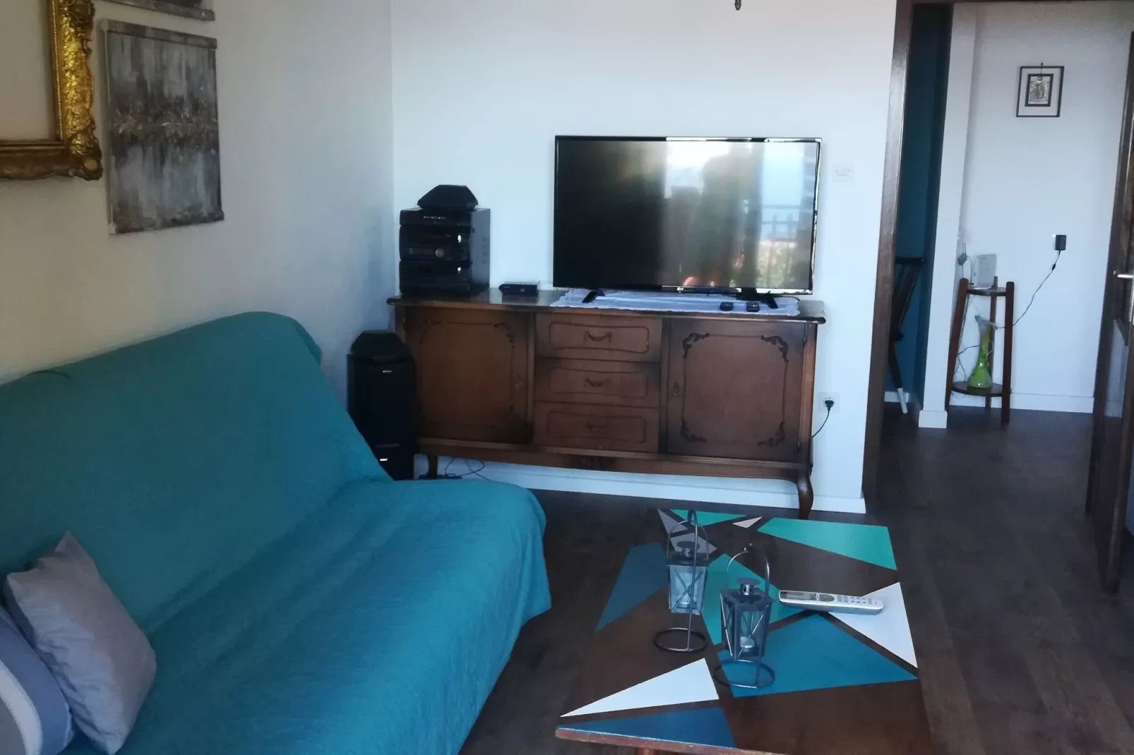 Apartments Tamara (ST)- Three Bedroom Apartment with Balcony (A1)-Living room