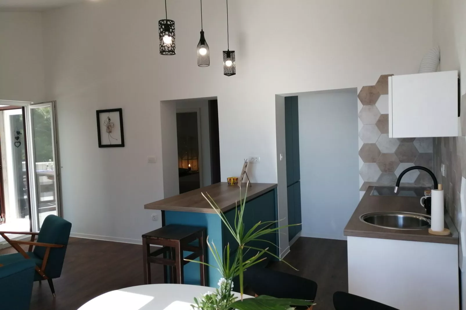 Apartments Tamara (ST)- Two Bedroom Apartment with Balcony (A2)-Dining room