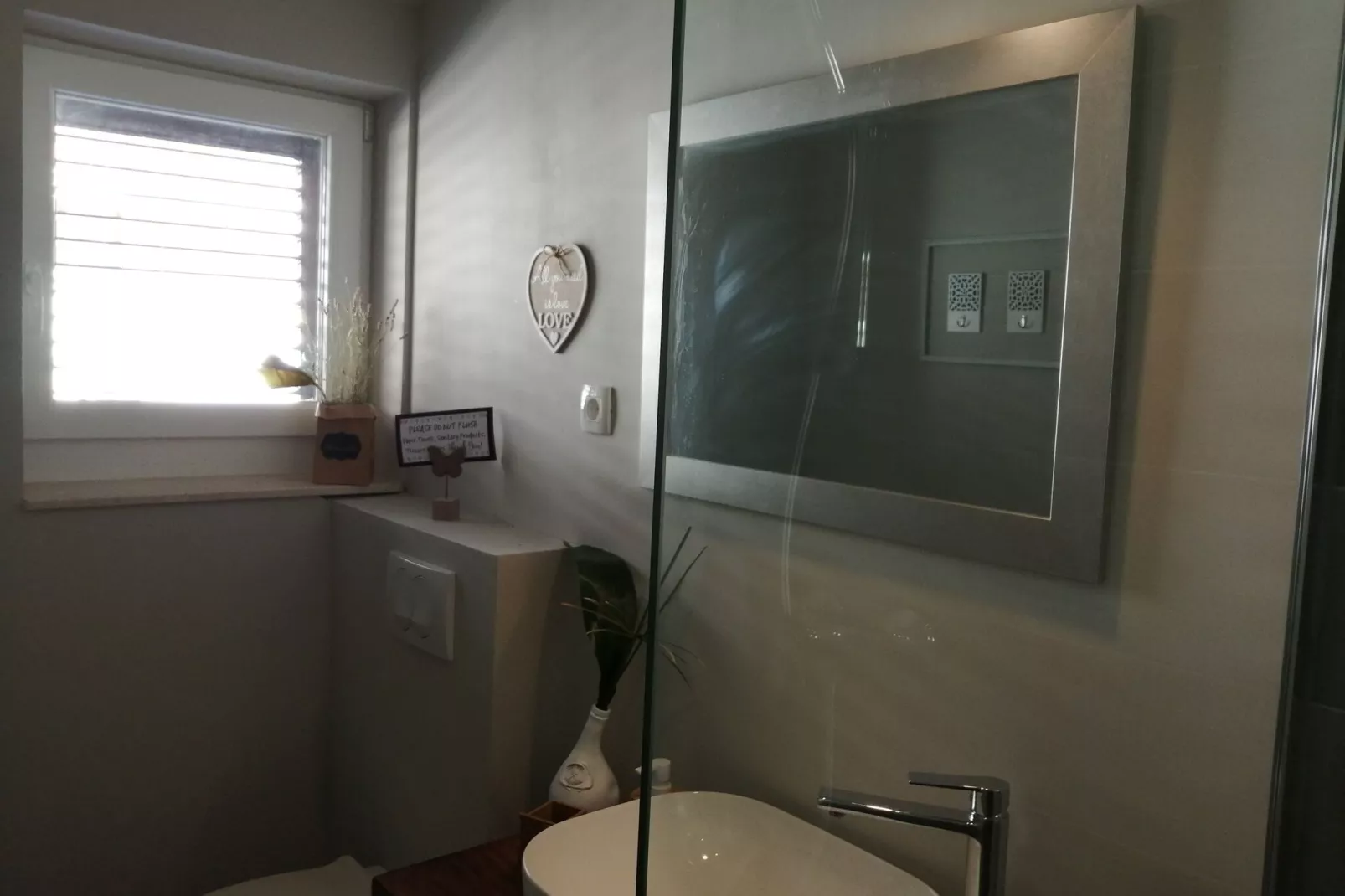 Apartments Tamara (ST)- Two Bedroom Apartment with Balcony (A2)-Bathroom