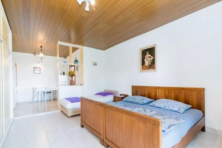Apartments Veve - Superior Studio Apartment with Terrace  Sea View(Vesna) (ST)-Chambre