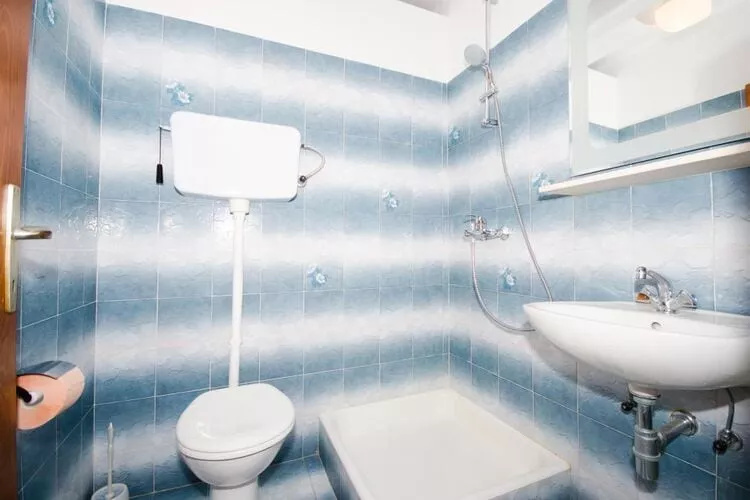 Guest House Rooms Rose - Romantic Double Room with Balcony and Sea View (No.1)-Bathroom