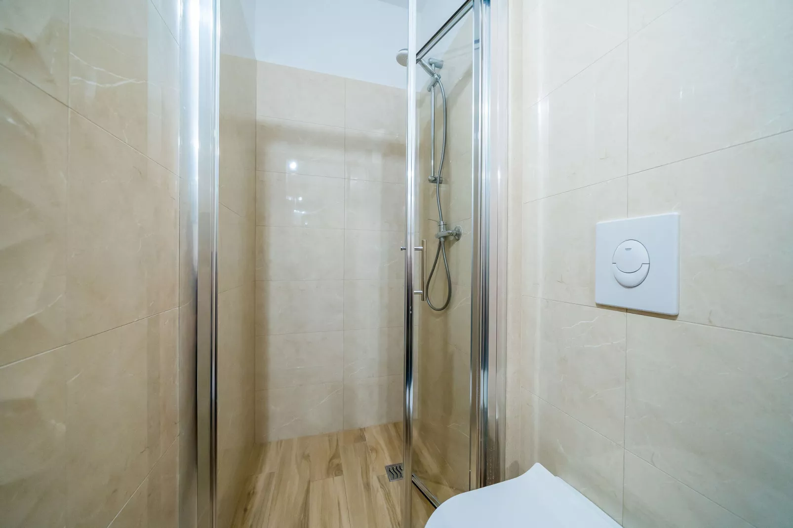Rooms Rita - Double Room with Private Bathroom  (No. 1)-Salle de bain