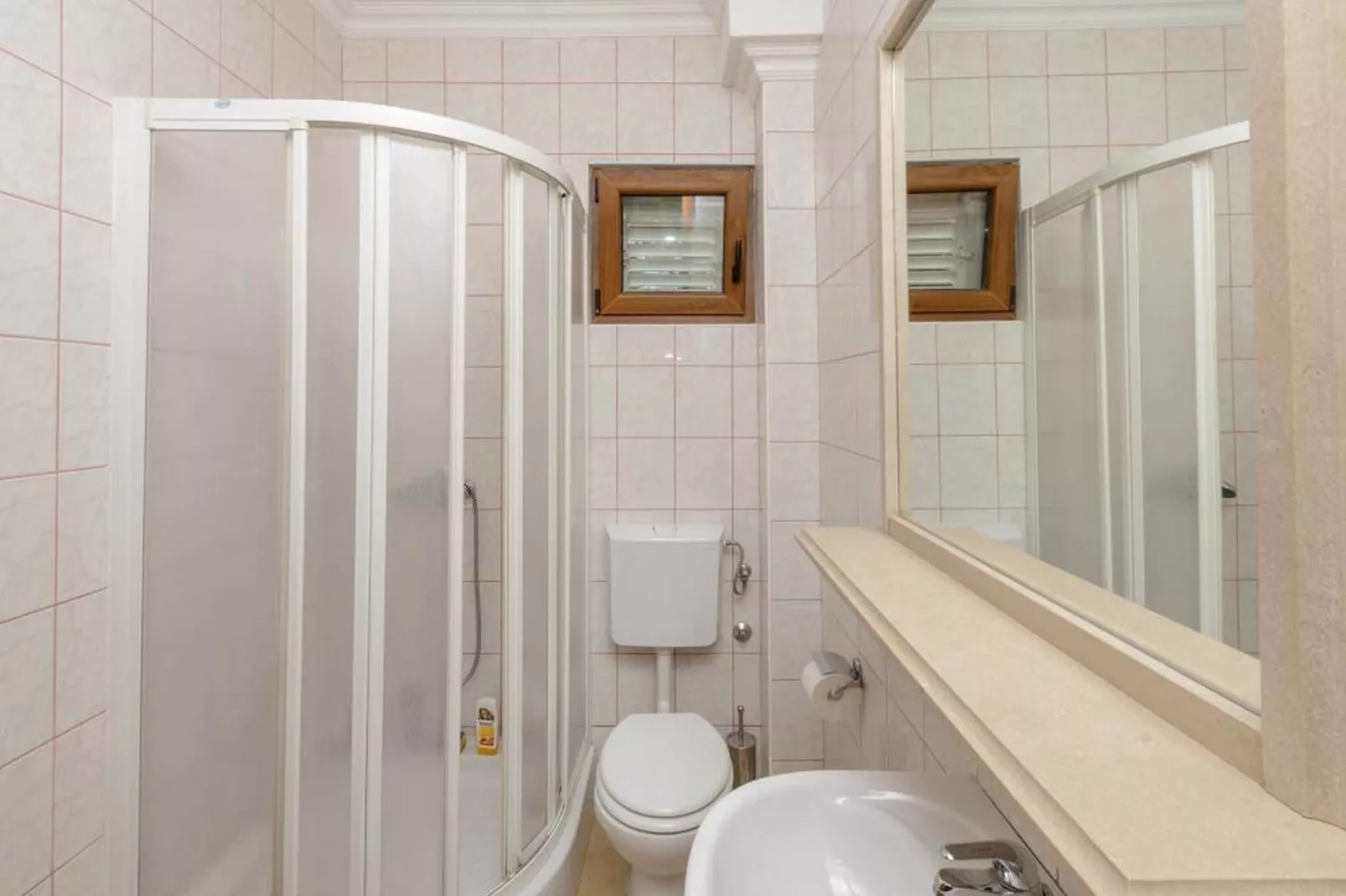 Apartment Petar - Two Bedroom Apartment with Terrace (A4+1)-Bathroom