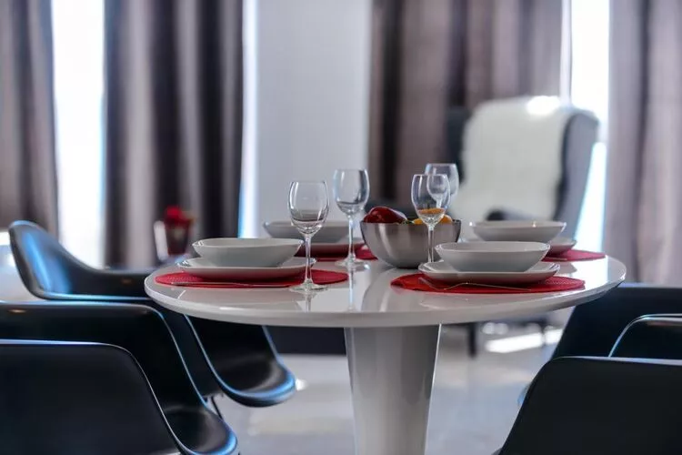Apartments Villa Capitano - Two Bedroom Apartment with Balcony and Sea View (CRNI)-Dining room